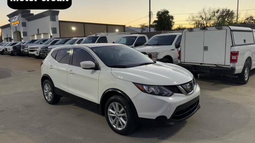 NISSAN ROGUE SPORT 2018 JN1BJ1CP4JW153275 image